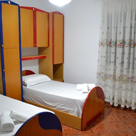 Central 5 Bedrooms Apartment Partial Seaview Vlorë Exterior foto